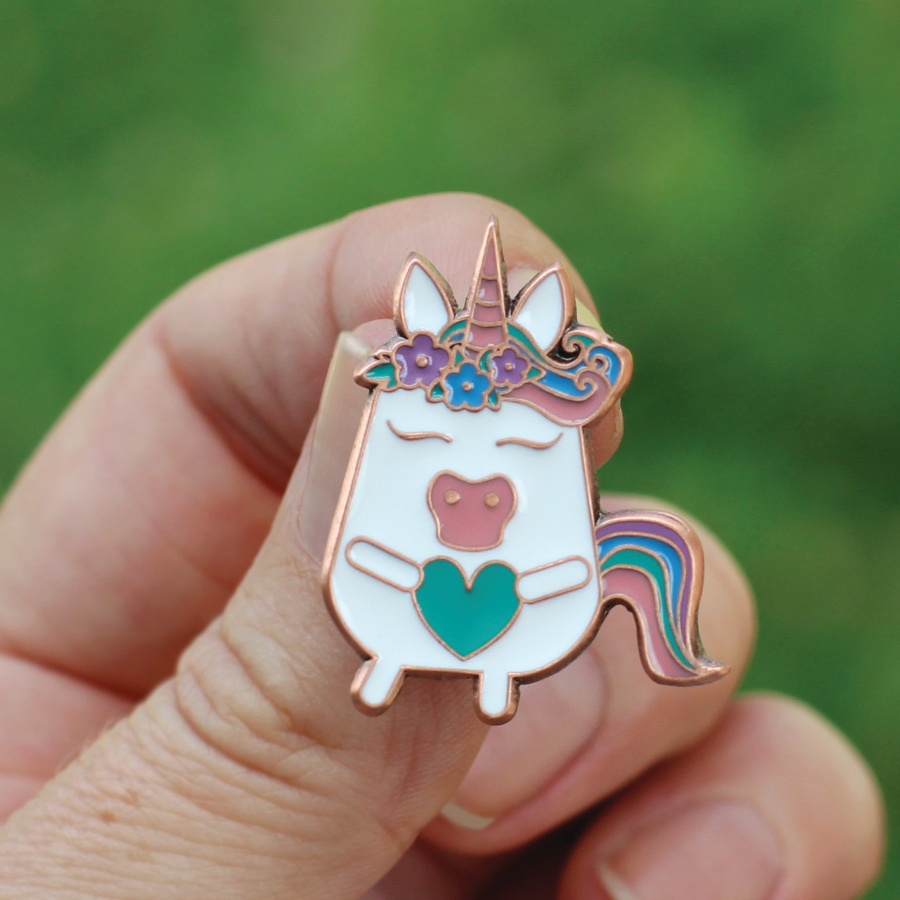 Unicorn enamel pin
